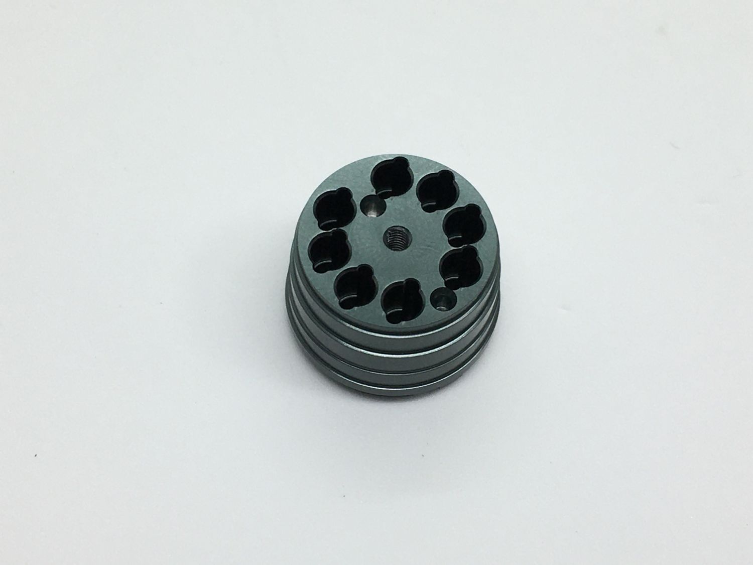 Optical fiber plug